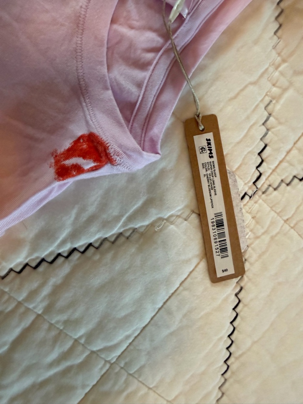 SKIMS Cherry Blossom Long-Sleeve Lip-Print Lounge Top and Pants - Picture 3 of 4